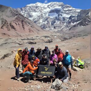 TREKKING A PLAZA FRANCIA - PARQUE PROVINCIAL ACONCAGUA